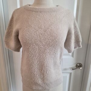 Bailey 44 New Top Size Small